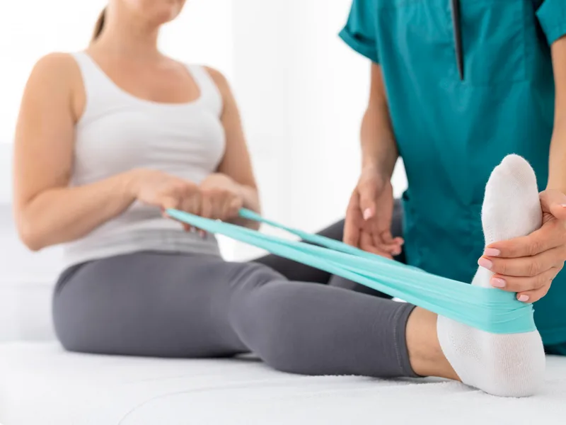 Intersegmental Traction Therapy at Rise Family Chiropractic in Hudsonville