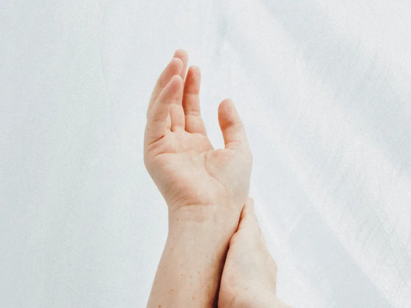How Rise Family Chiropractic treats neuropathy in Hudsonville