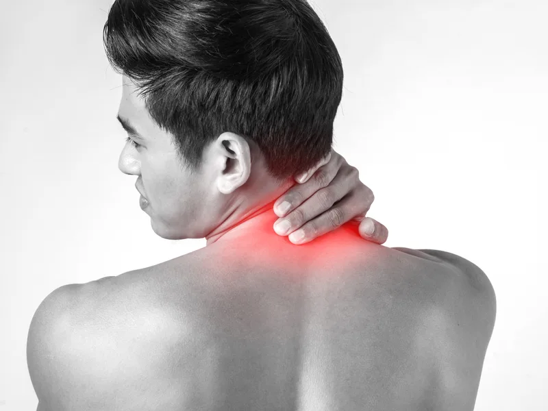Rise Family Chiropractic treating pinched nerve in Hudsonville